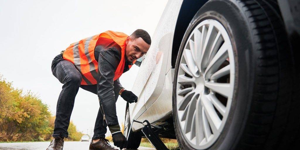Knokturnal Mobile Ev Charging And Roadside Assistance Light Roadside Knokturnal Mobile Ev Charging And Roadside Assistance Light Roadside